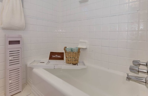 Portsmouth House | 5 MINUTES TO NEW CASINO 30 MINUTES OCEANFRONT