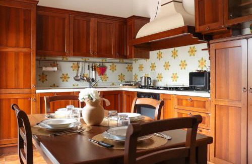 Badolato Marina Apartment | 5 Minutes' Walk from the Beach, with Two Bedrooms