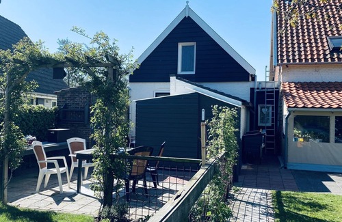 Ellewoutsdijk House | 5 people (+2 babies) Holiday home in Ellewoutsdijk