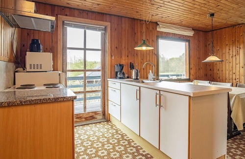 Floutrup House | 5 person holiday home in Roslev