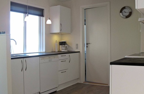 Remmer Strand House | 5 person holiday home in Struer