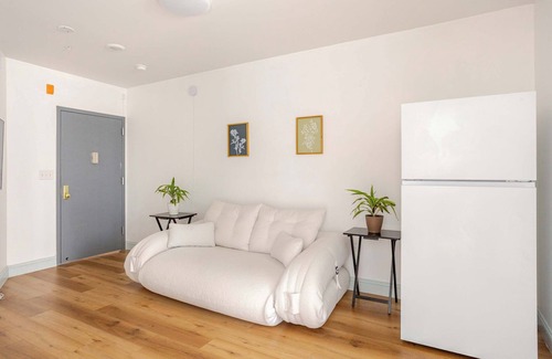 West Poplar Apartment | 5. Prime 1BR: Fishtown, near Subway & Center City!
