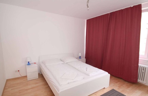 Offenbach am Main Apartment | 5 Room Splendid Apartment In The Heart of The City