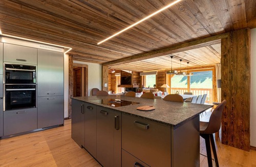 Saint-Jean-de-Sixt Ski Chalet | 5-star chalet with home cinema