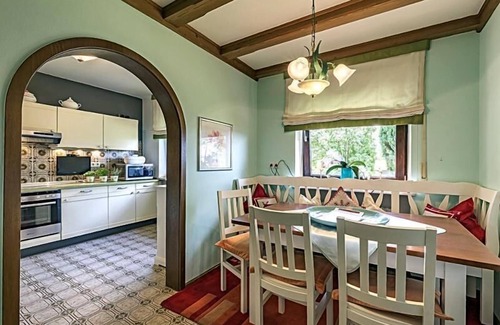 Bischofsmais Apartment | 5-star country house with tiled stove and large covered terrace