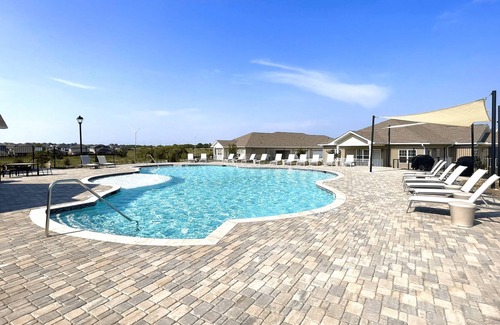 Fort Worth Apartment | 5-STAR Cozy King Suite with Garage