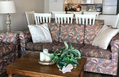 Cherry Grove Beach Condo | 5 STAR Direct Ocean Front