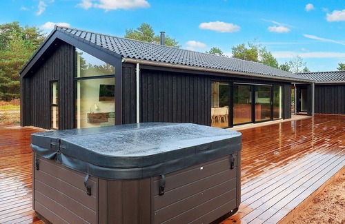 Aalbaek House | 5 star holiday home in Ålbæk