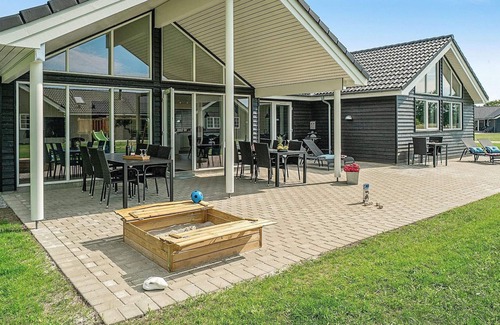 Grenaa House | 5 star holiday home in Grenaa
