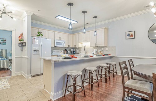 Central Myrtle Beach Condo | 5 Star * Luxurious Condo In Myrtle Beach