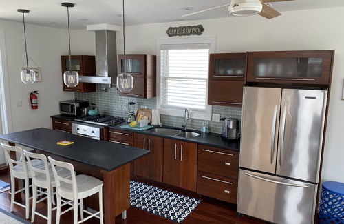 Normandy Beach House | 5 STAR LUXURY HOME, 1 HOUSE FROM BEACH, OCEAN VIEW, 4 BEDROOMS, 2 FAMILY ROOMS