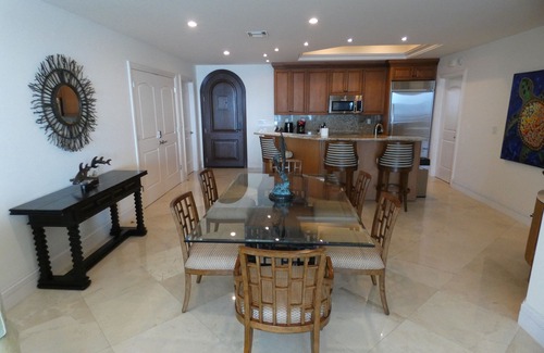 Cozumel Condo | 5 STAR RESORT OCEANFRONT PARADISE PENTHOUSE