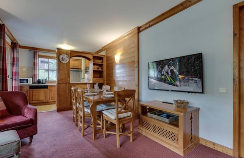 Arc-1950 Apartment | 5-Star Ski-In/Out Apartment with Pools & Jacuzzi in Arc 1950