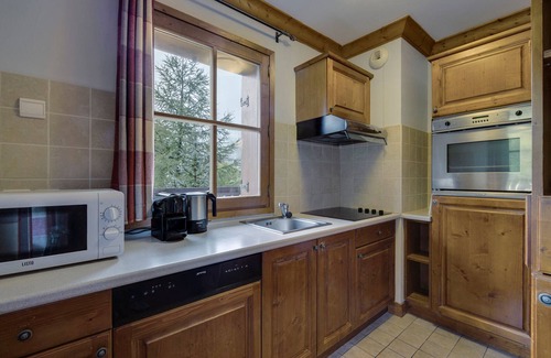 Arc-1950 Apartment | 5-Star Ski-In/Out Apartment with Pools & Jacuzzi in Arc 1950