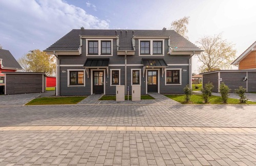 Fuhlendorf House | 5-star vacation apartment Ostseenest am Bodden