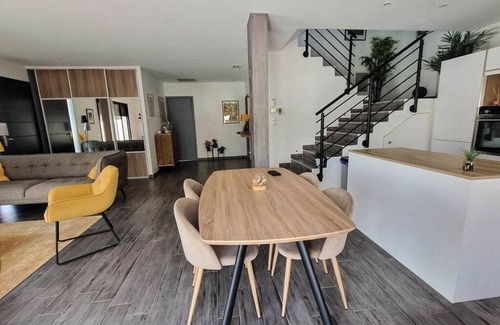 Villeneuve-de-la-Raho Villa | 5-star villa with pool