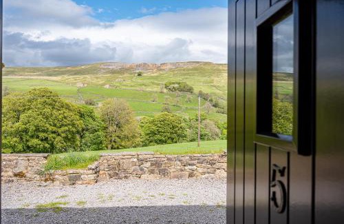 Fremington House | 5 Swallowsholm Cottage