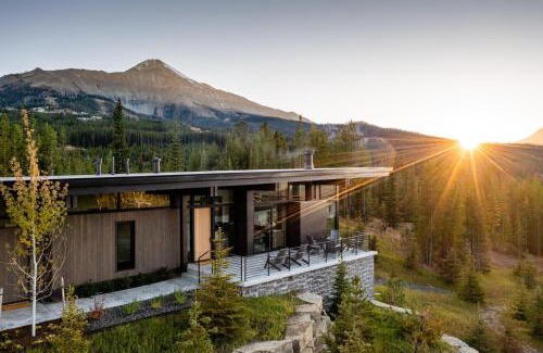Big Sky House | 5 Thistle Way by Moonlight Basin Lodging