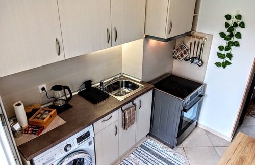Sofia City Center Apartment | [50 m from Mall Sofia] Charm & Relax: Romantic Bijoux