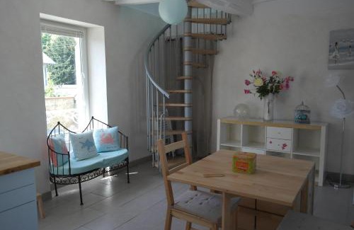Luc-sur-Mer Apartment | 50 m2 de charme au coeur des plaisirs de la côte