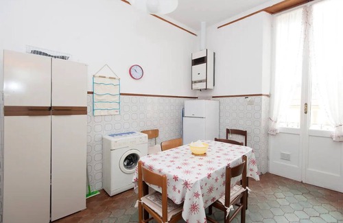 San Terenzo House | 50 mt from the beach, connected with the 5 Terre sea view