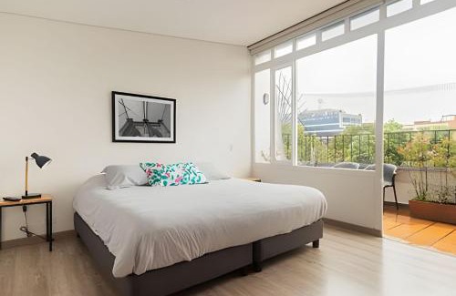 Zona Rosa Apartment | 501 · Bright, stylish Terrace Apt 5 min to T zone Andino