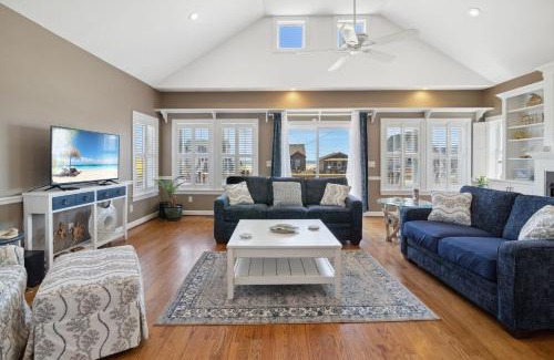 Colington House | 5021 - Suite Pea