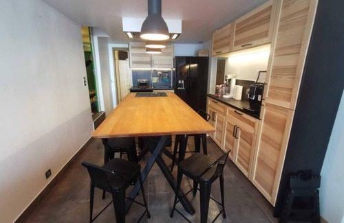 Arc-2000 Apartment | 50m from ski slopes, 8th floor, view mountain, balcony, tv, 56m², Les Arcs