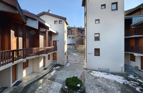 Montchavin Apartment | 50m from ski slopes, Ground floor, view mountain, balcony, tv, ski locker, 27m²