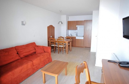 La Mongie Apartment | 50m from ski slopes, view ski slopes, swimming pool, terrace, parking, tv, ski locker, 49m²