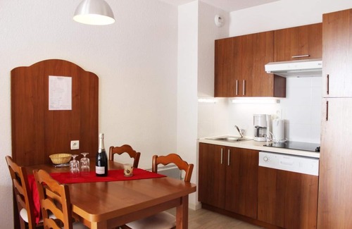 La Mongie Apartment | 50m from ski slopes, view ski slopes, swimming pool, terrace, parking, tv, ski locker, 49m²