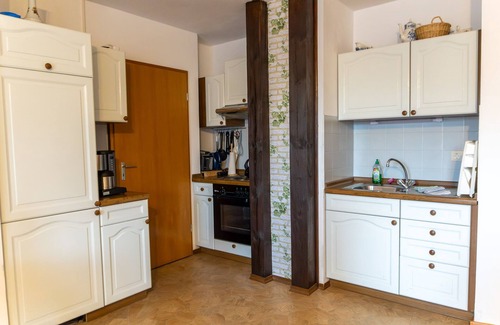 Weissenstadt Apartment | 50qm-große Ferienwohnung im 3. Stock mit Balkon