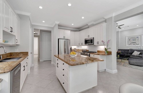 Lake Ida Shores House | 514 Managed by Brampton Park