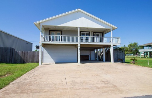 Port Mansfield House | 521 North Shore - Cozy Home w/a Stunning View!