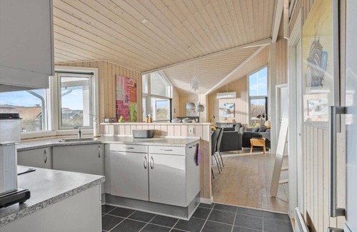 Haurvig House | 523 Hvide Sande - Riskrogvej 50