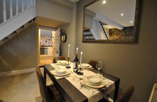 Cellardyke House | 54 On the Rocks- characterful coastal cottage