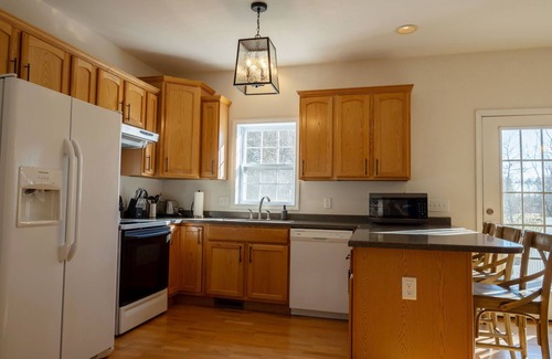 Tryon Other | 55-acre Countryside Farmhouse with Fireplace and Carport