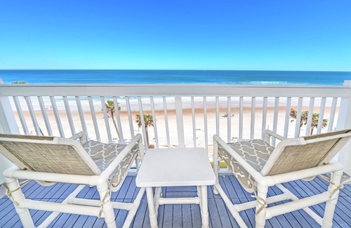 Ortona Park Condo | 550 Private Balcony -Pools Closed -Oceanfront - 5 Min Walk to Beach