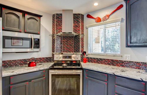 Rustic Hills House | 5566 Timeless View