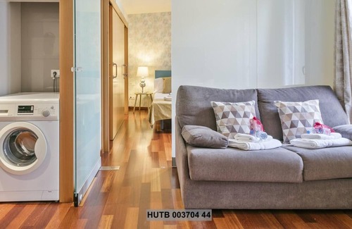 Les Corts Apartment | 56. Anglesola apartment