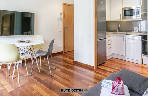 Les Corts Apartment | 56. Anglesola apartment