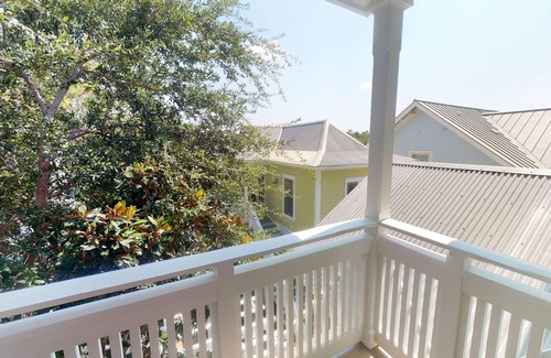 Beach District House | 57 Western Lake Drive By Dune Vacation Rentals