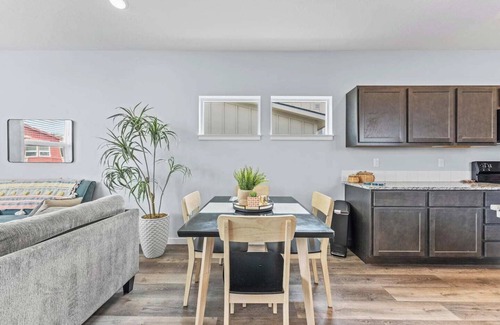 Boise House | 5745. Two Bedroom and 2 Bathroom, centrally located.