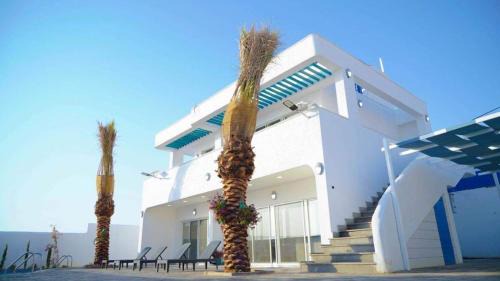Al-Maghtas Ski Chalet | 580 chalet