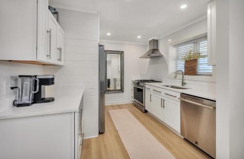 Saint Simons Heights House | 588 Demere-2