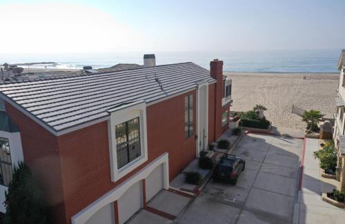 Santa Ana Heights House | 5911 Seashore Dr