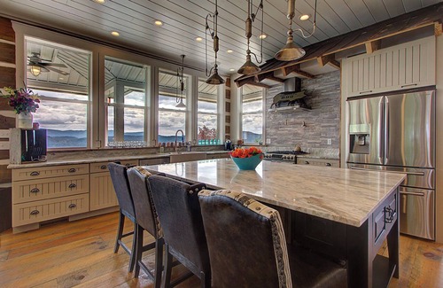 Tellico Plains House | 5BD, 5 Bath - Mountaintop Mansion in the Sky