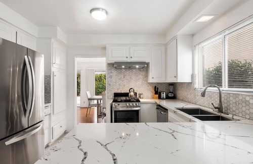 Valley Glen House | 5bed & 3bath for 10 people near Universal studio and Hollywood very spacious