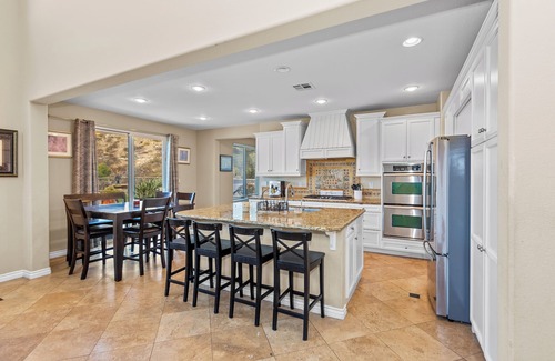 San Elijo Hills House | 5BR 2.5BA Home Oceanview & in-ground Spa in gated community of San Elijo Hills!