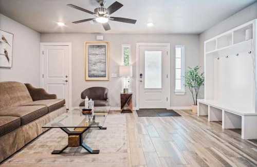 Central Oklahoma City House | 5br Ensuite Baths Hot Tub Near Lake Hefner #co